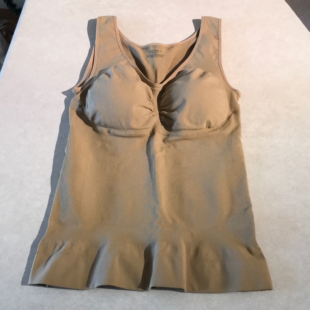 🎉HOST PICK🎉 Cami Shaper By Genie NWT & NWOT